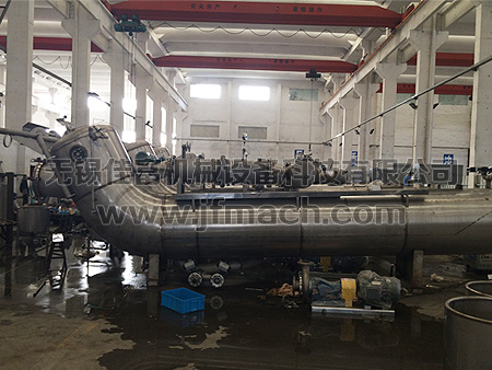 毛毛蟲染色機(jī)（車間展示）